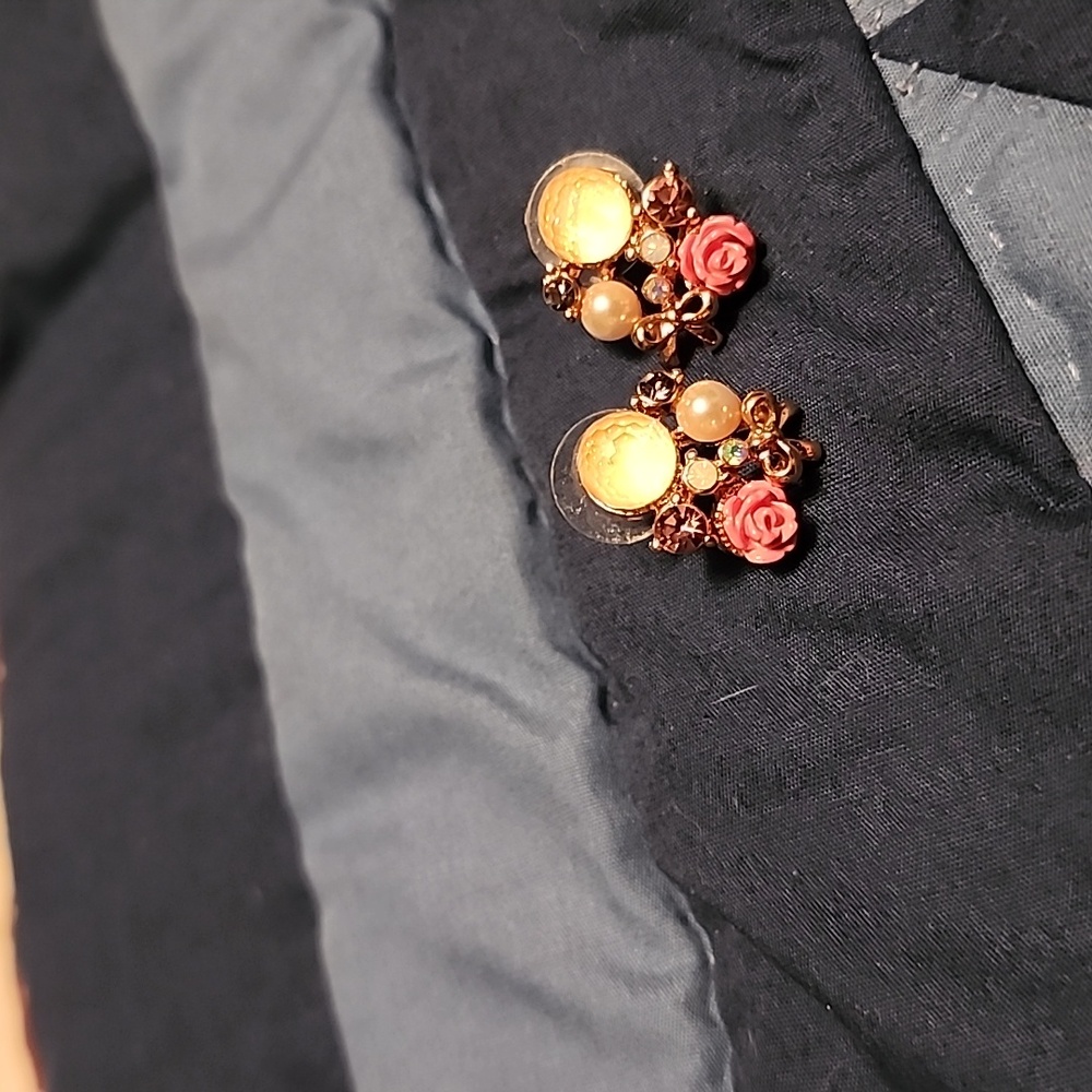 Betsey johnson floral crystal earrings